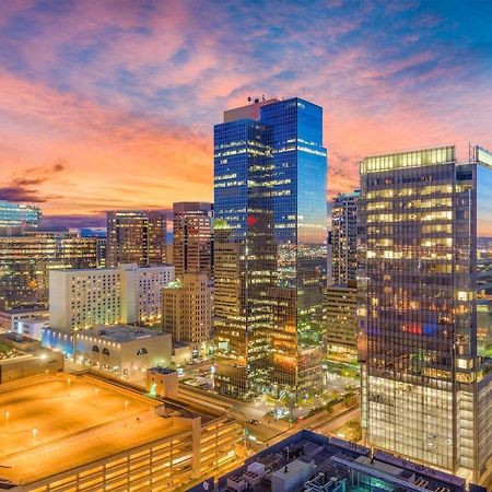 Ferienwohnung Couples Getaway Highrise Dwntown Phx Skyline Views Phoenix Exterior foto